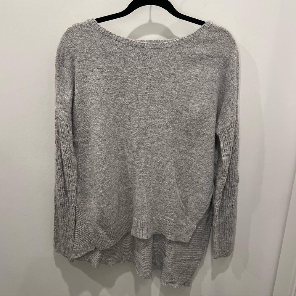 Trouvé Gray Asymmetrical Hem Knit Sweater Size Medium